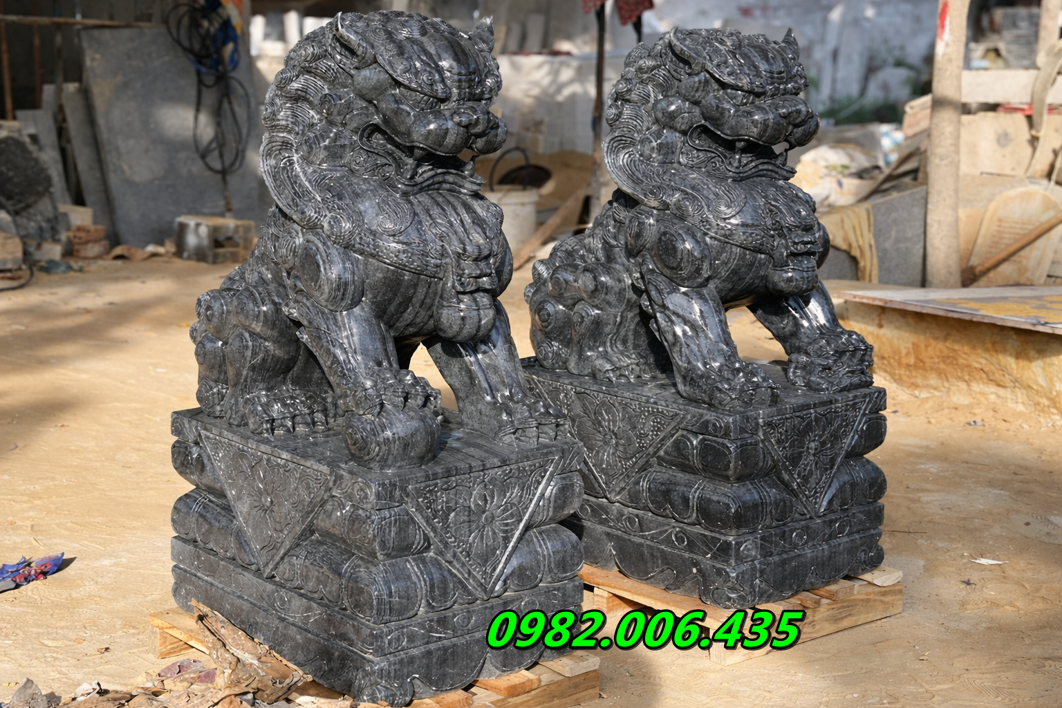 Kỳ lân đá xanh đen