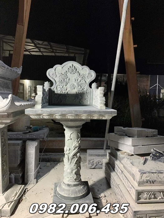 Vì sao bàn thờ thiên bằng đá được ưa chuộng?