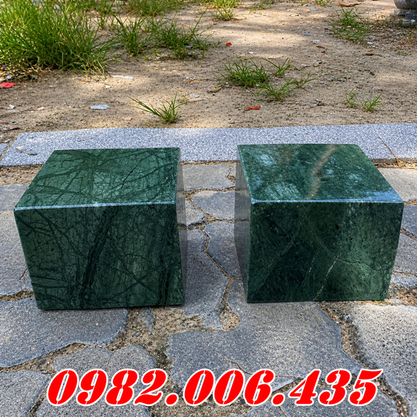 chân tảng đá kê cột