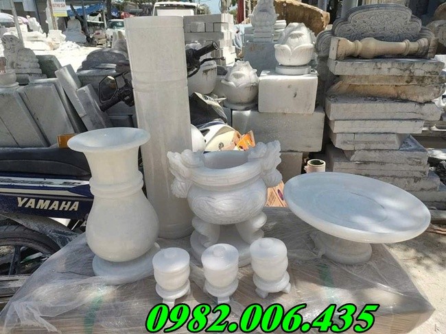 Các mẫu bộ bát hương đá đẹp được ưa chuộng hiện nay Bán Hà Nội