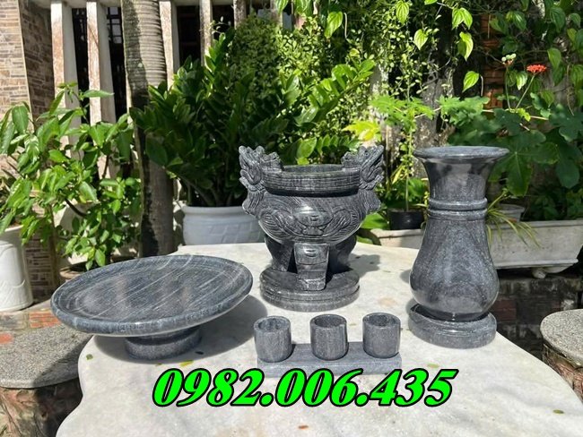 Cơ Sở Đá Mỹ Nghệ Ngọc Công Ninh Bình Gia Công Bộ Bát Hương Đá Ở Tiền Giang