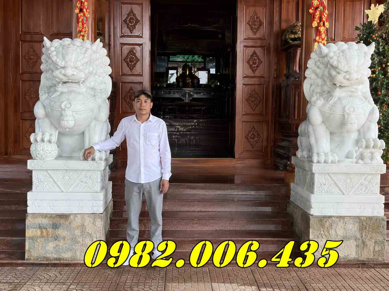 Kỳ lân đá đặt cổng Sài Gòn - Hồ Chí Minh