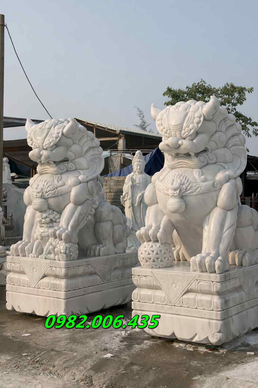 Kỳ lân đá trắng Sài Gòn - Hồ Chí Minh