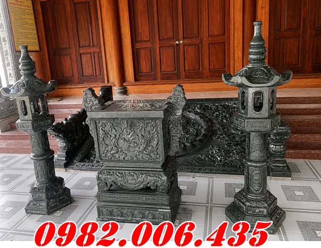 Lư hương Trong khu lăng mộ đá bán tại Long An