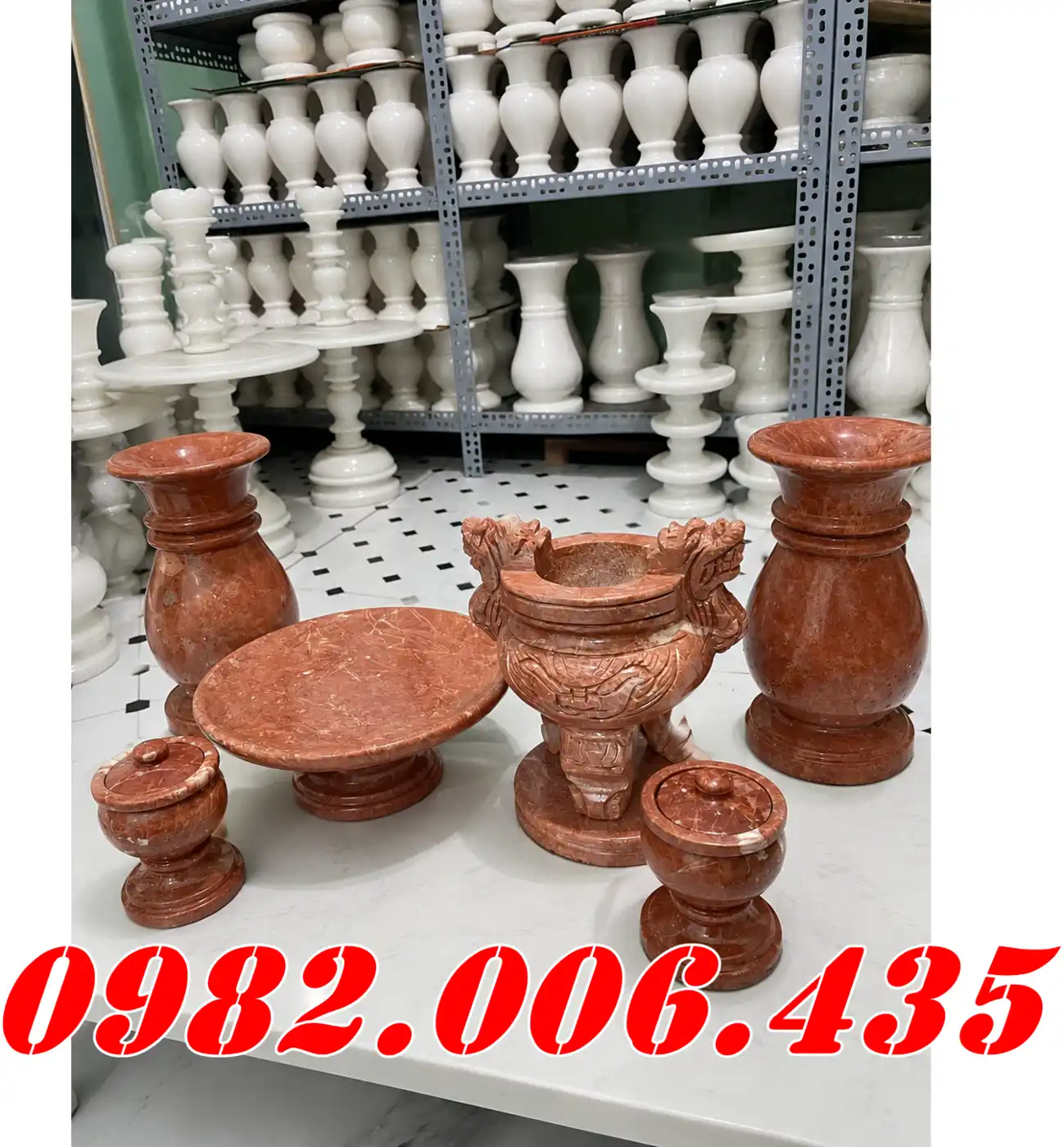 Ý nghĩa của bộ bát hương đá trong thờ cúng Bán Sóc Trăng