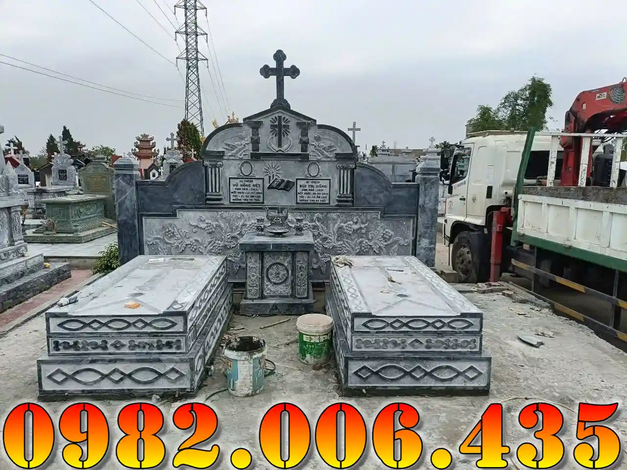 Mẫu Mộ Đá Đẹp Bán Bình Dương – Mộ Đá Nguyên Khối